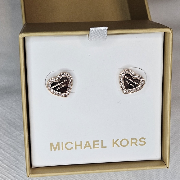 Michael Kors heart earrings - Picture 3 of 6